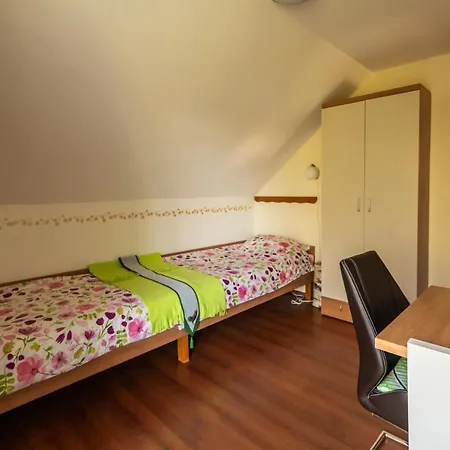 Tatil Evi Razglednik *